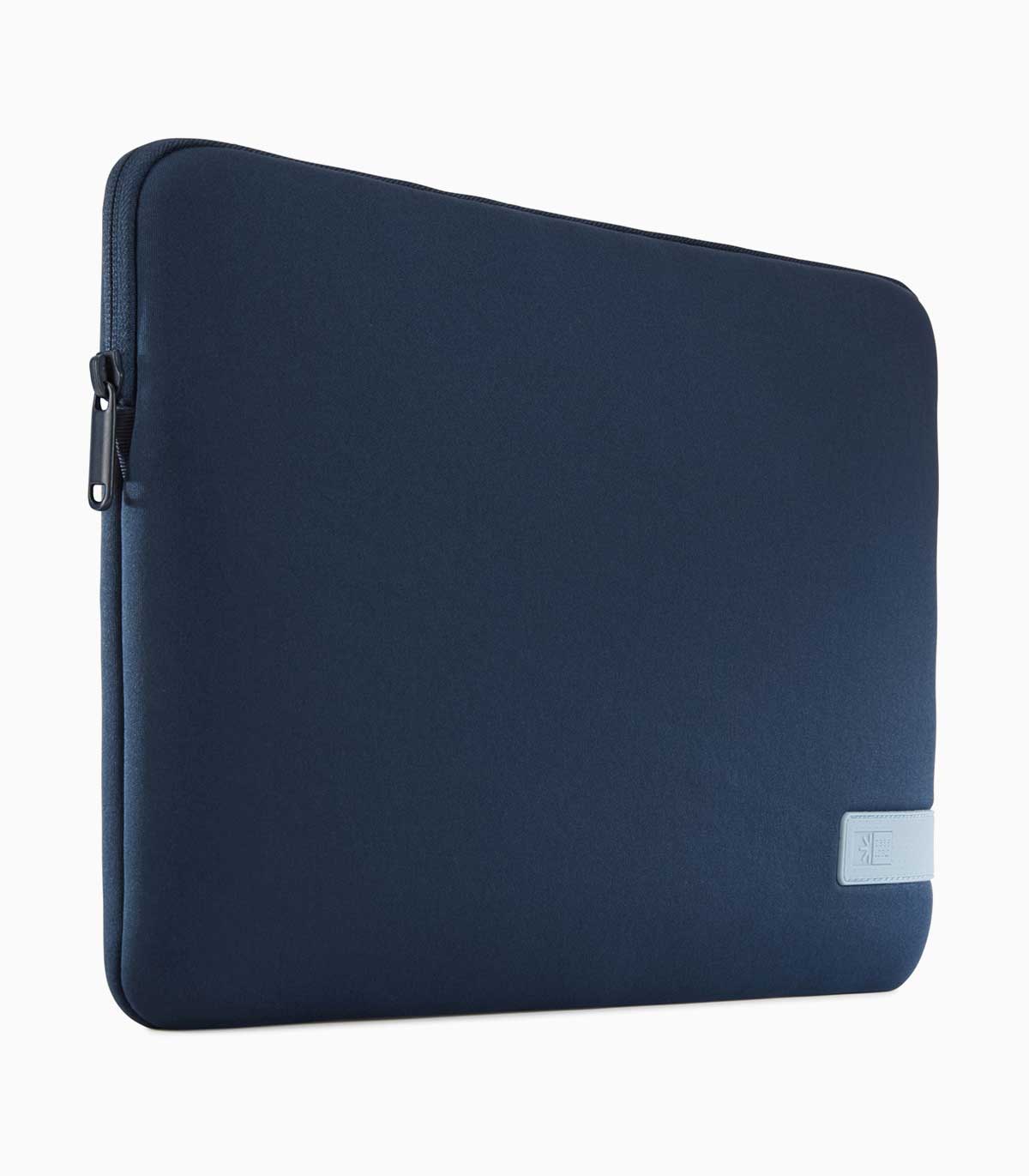REFPC114_DarkBlue_Iso_3203961